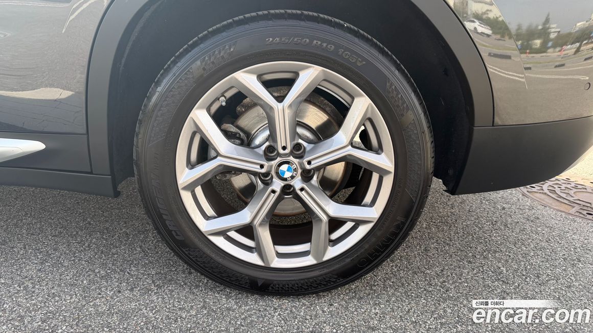 BMW X4 xDrive20i xLine, 2022