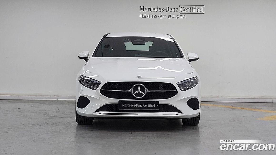 Mercedes-Benz A-Class A220 Sedan, 2026
