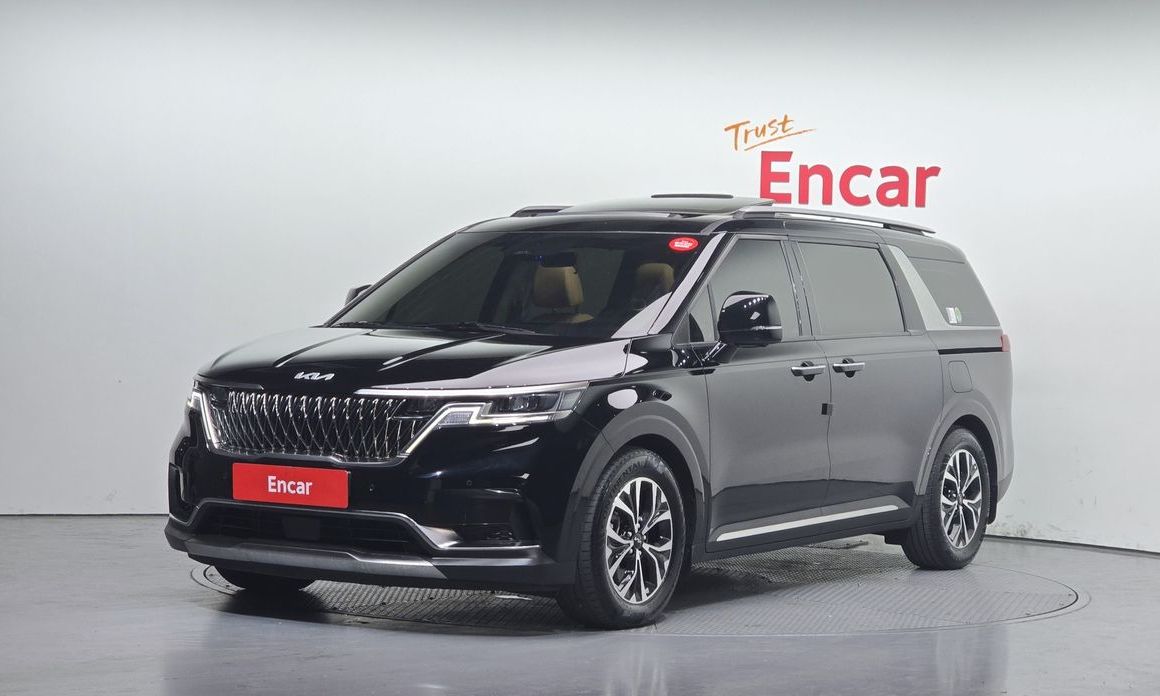 Kia Carnival 11-Seater Signature, 2023