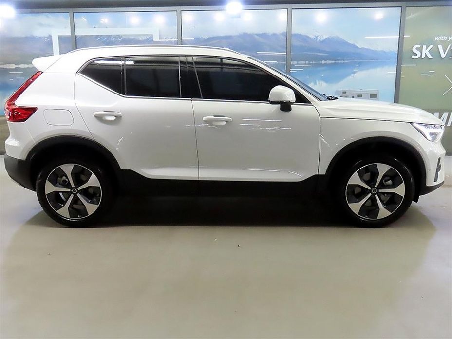 Volvo XC40 B4 Ultra Bright, 2026