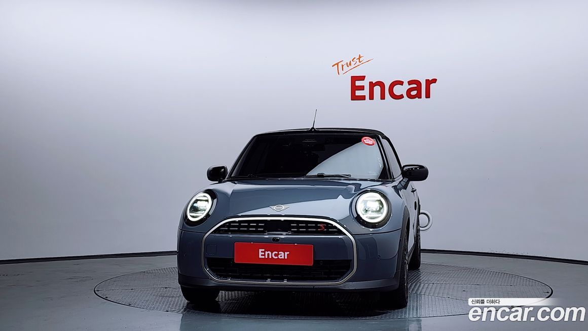 Mini Cooper Convertible Favoured, 2025