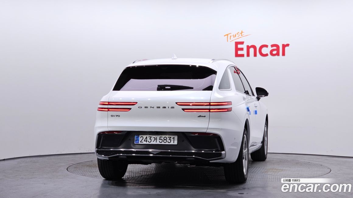 Genesis GV70 2.5T Gasoline AWD, 2025