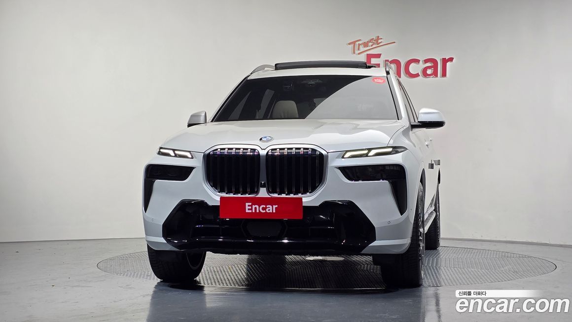 BMW X7 xDrive 40i M Sport 6STR, 2025