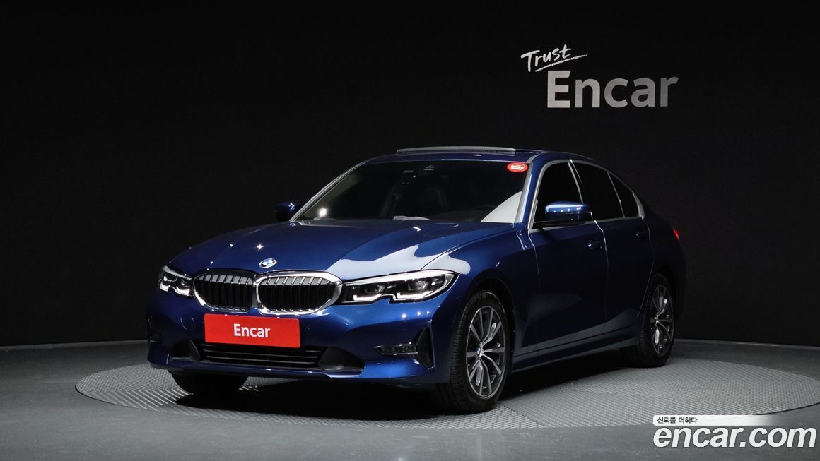 BMW 3-Series 320i, 2022