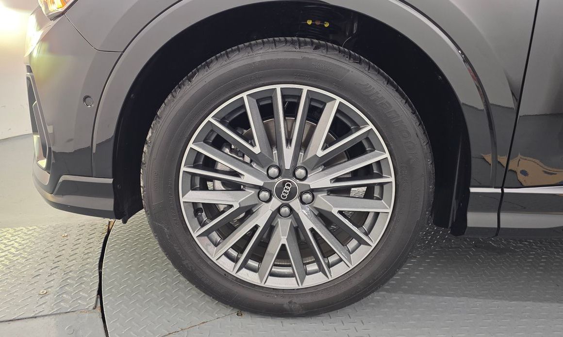 Audi Q3 40 TFSI Quattro Premium, 2025