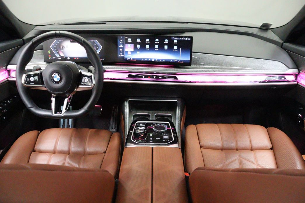 BMW 7-Series 740i xDrive M Sport, 2024
