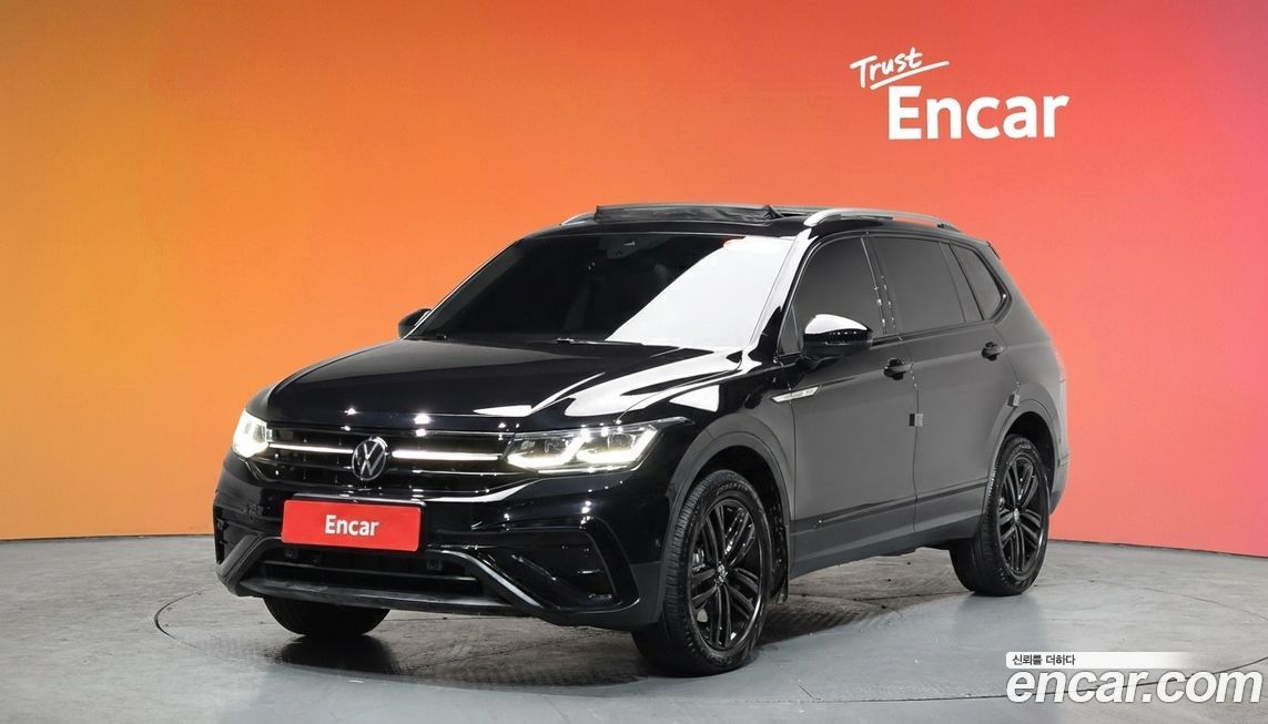 Volkswagen Tiguan 2.0 TSI Prestige, 2024