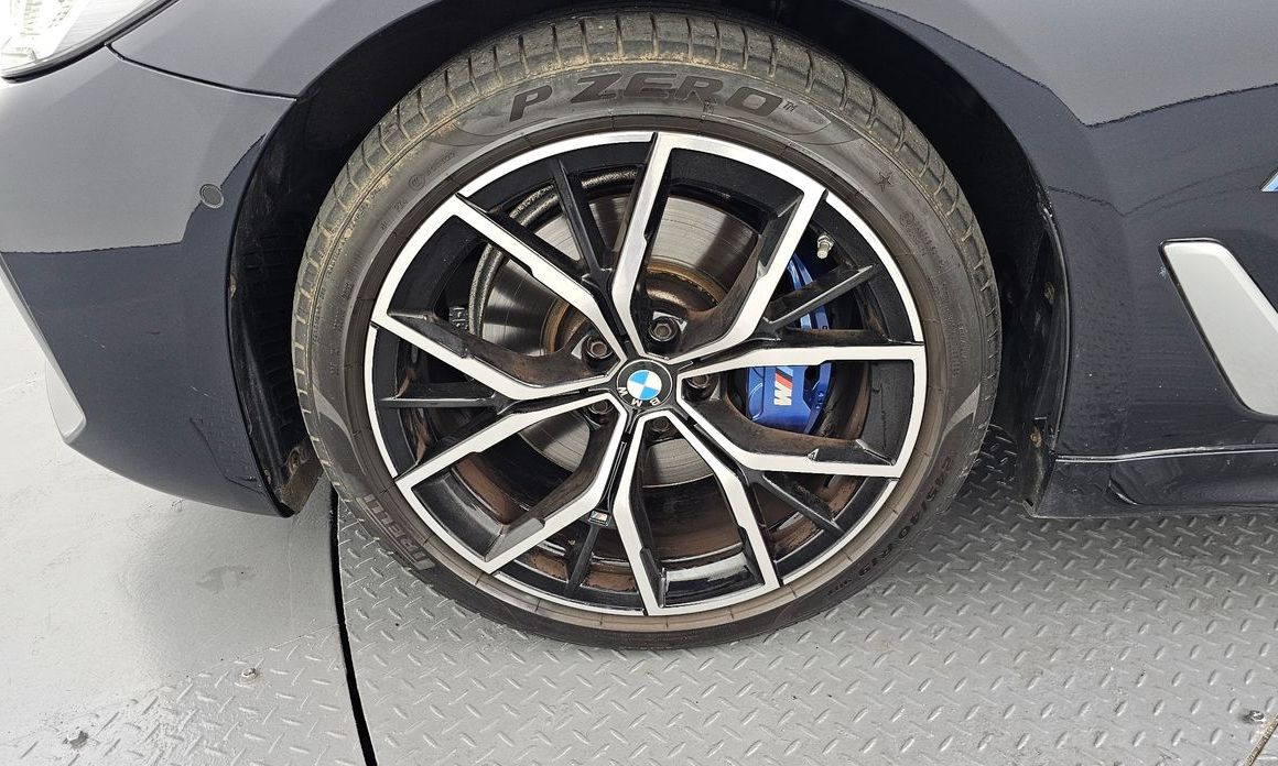 BMW 5-Series 530i M Sport Package, 2022