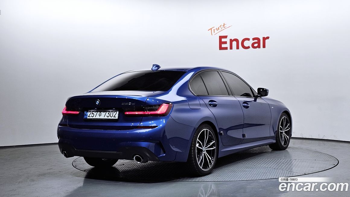 BMW 3-Series 320d M Sport, 2022