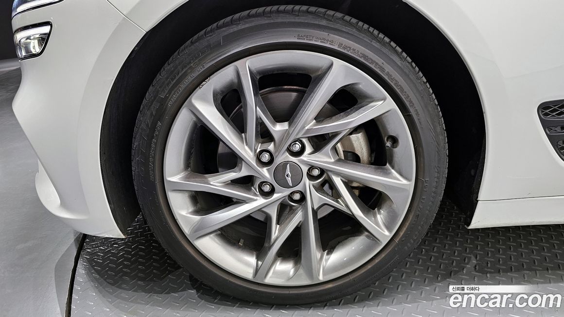 Genesis G70 Gasoline 2.0T 2WD, 2022