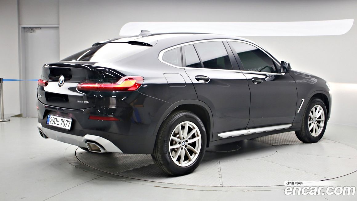 BMW X4 xDrive30i, 2022