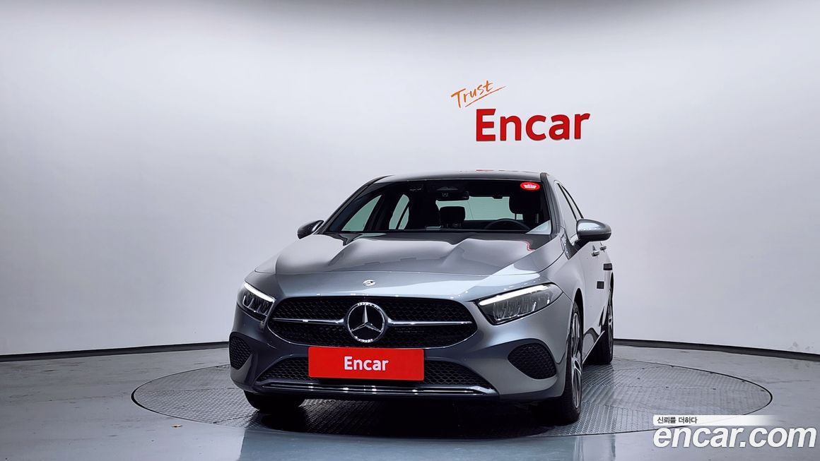 Mercedes-Benz A-Class A220 Sedan, 2025