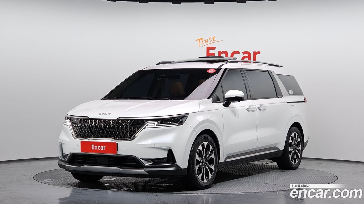 Kia Carnival 9-Seater Signature, 2023