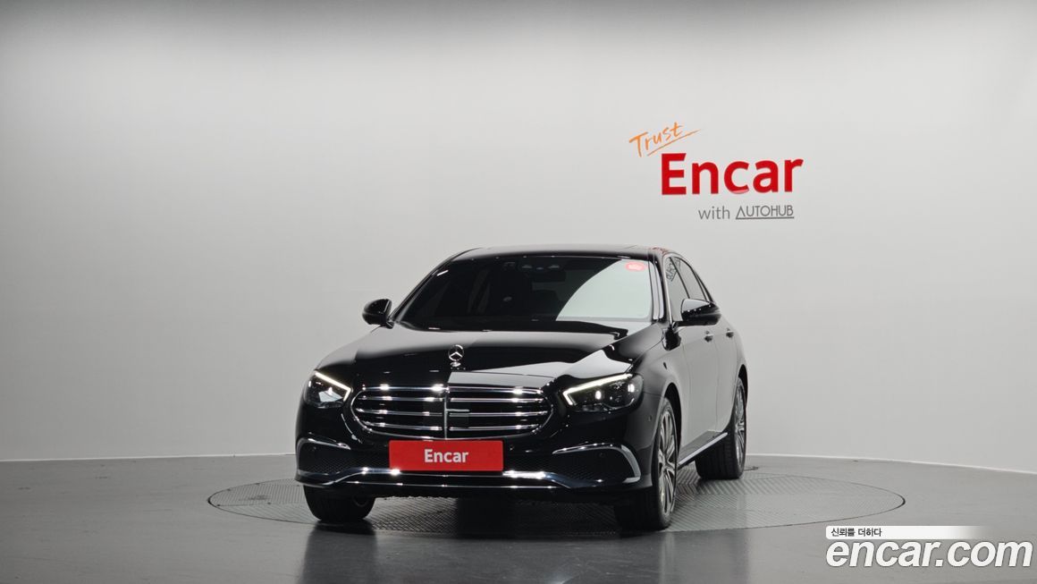 Mercedes-Benz E-Class E350 4MATIC Exclusive, 2023