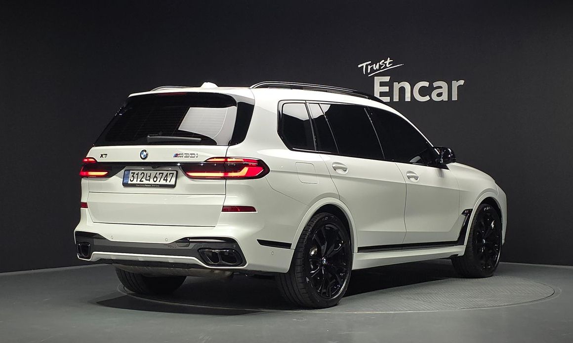 BMW X7 M60i xDrive M sport 6STR, 2025