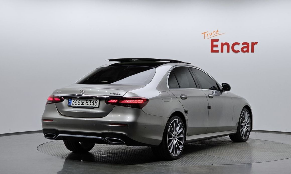 Mercedes-Benz E-Class E350 4MATIC Avantgarde, 2022