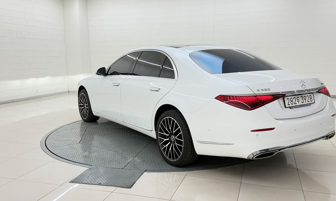 Mercedes-Benz S-Class S580L 4MATIC, 2025