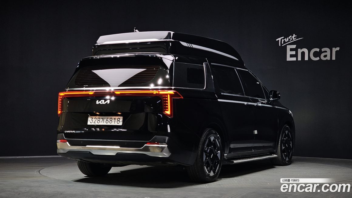 Kia Carnival 9-Seater Hi Limousine (Special Vehicle), 2025