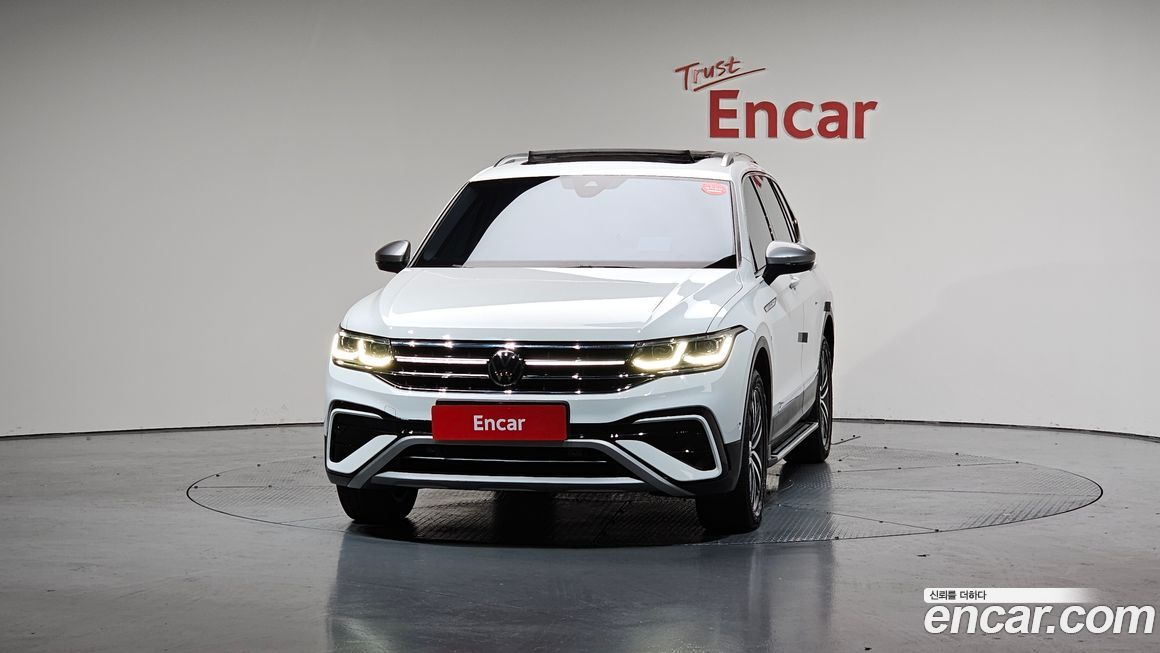Volkswagen Tiguan 2.0 TSI Prestige, 2022