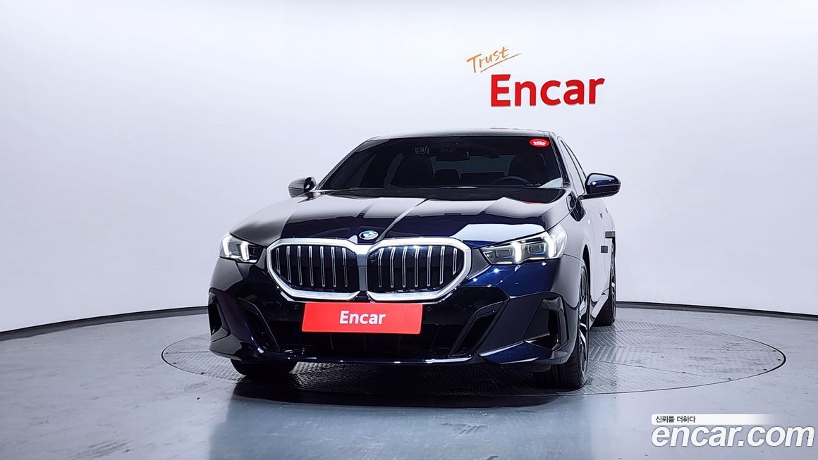 BMW 5-Series 530i xDrive M Sport, 2025