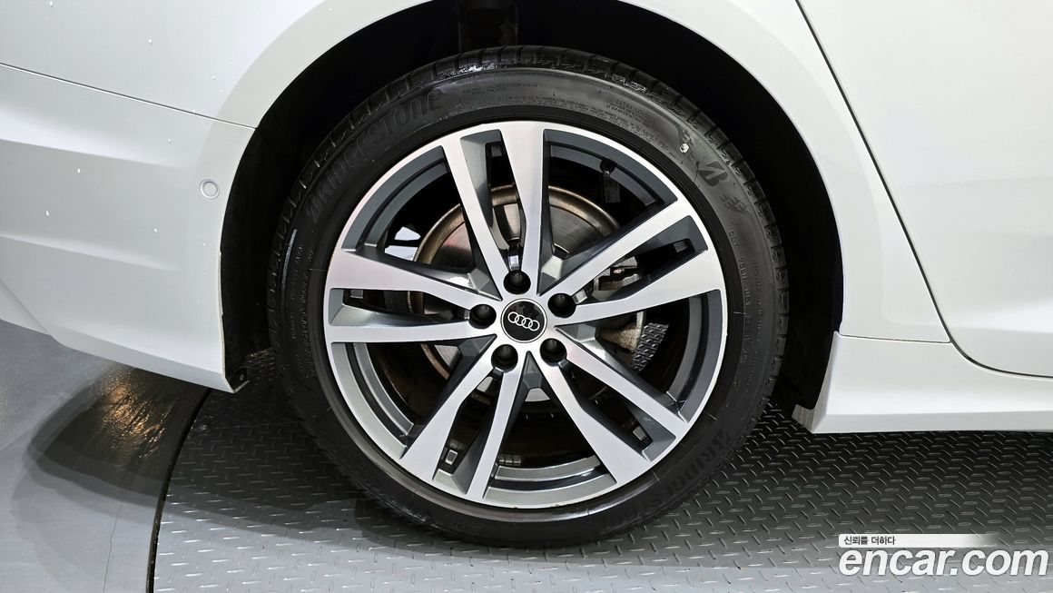 Audi A6 40 TDI Premium, 2023