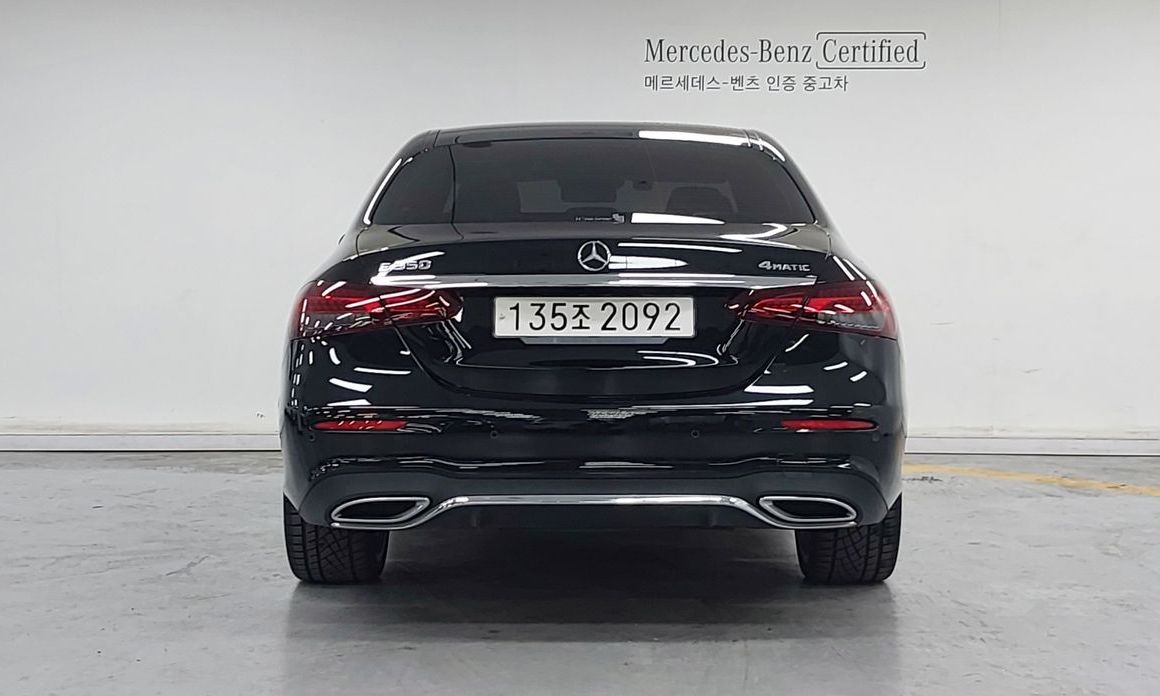 Mercedes-Benz E-Class E350 4MATIC AMG Line, 2022
