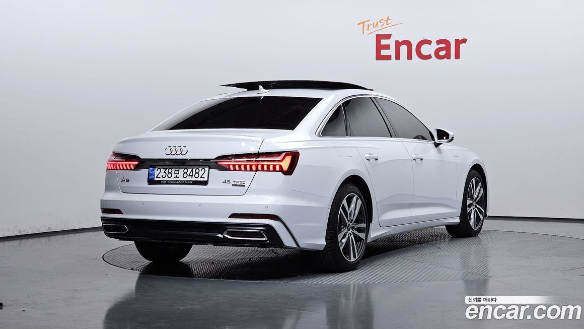 Audi A6 45 TFSI Premium, 2022