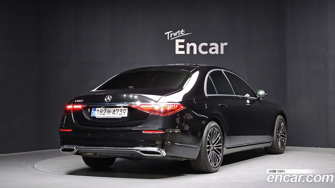 Mercedes-Benz S-Class S350 d, 2023