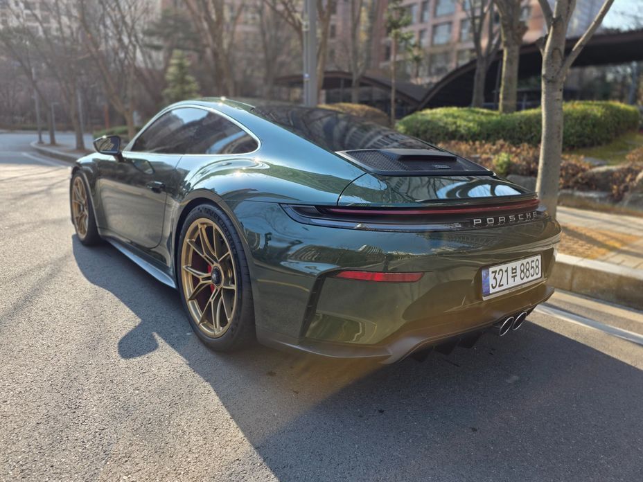 Porsche 911 GT3 Touring, 2026