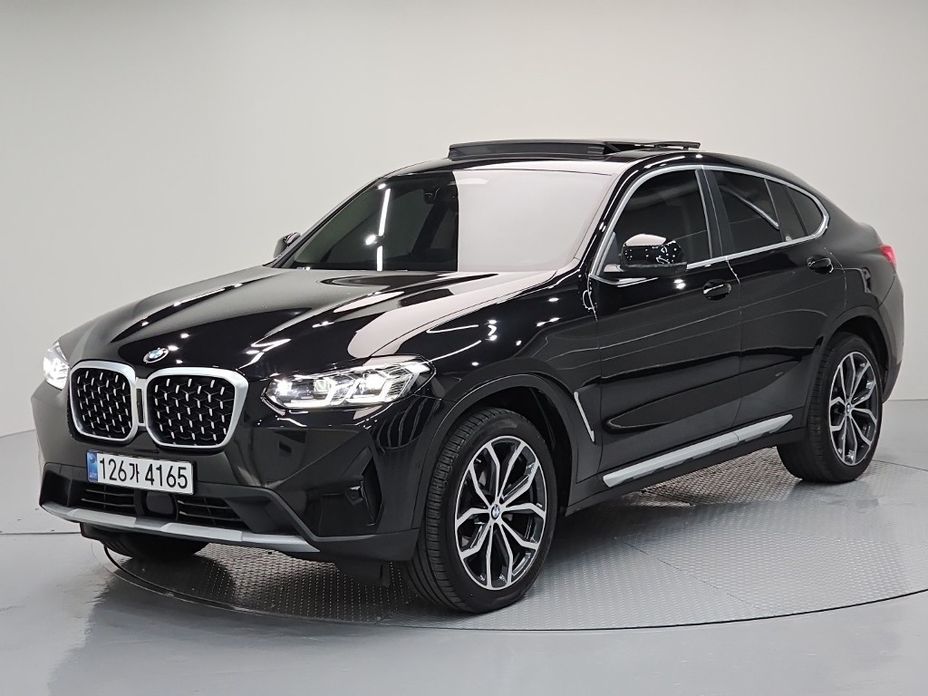 BMW X4 xDrive20i xLine, 2025