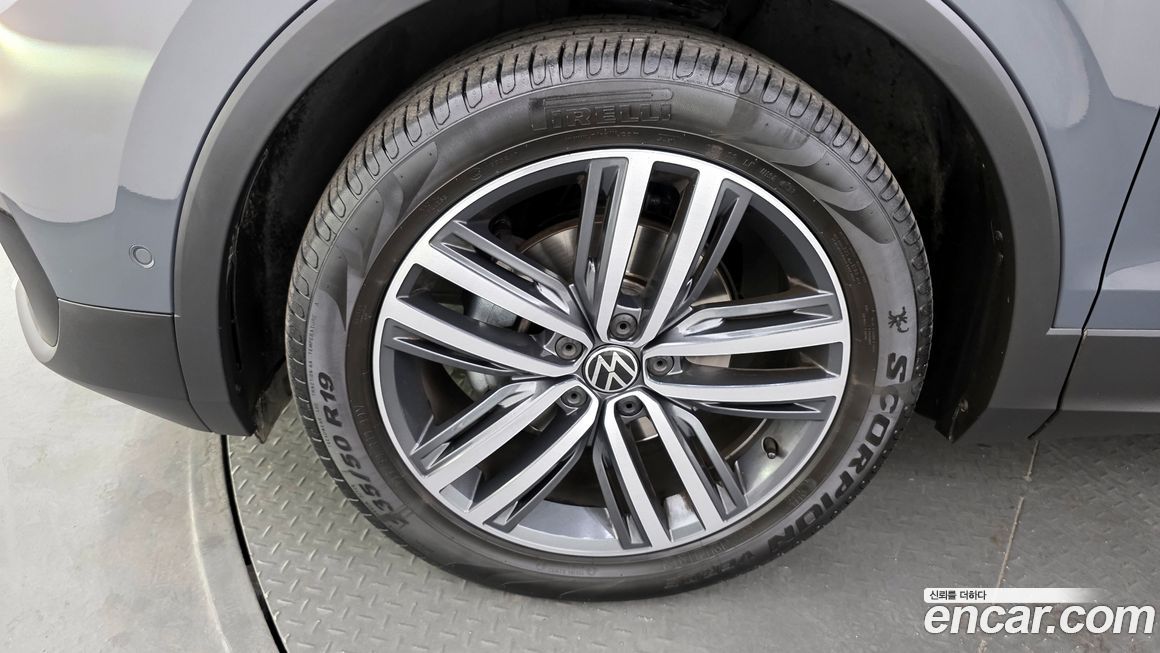 Volkswagen Tiguan 2.0 TDI Prestige, 2023