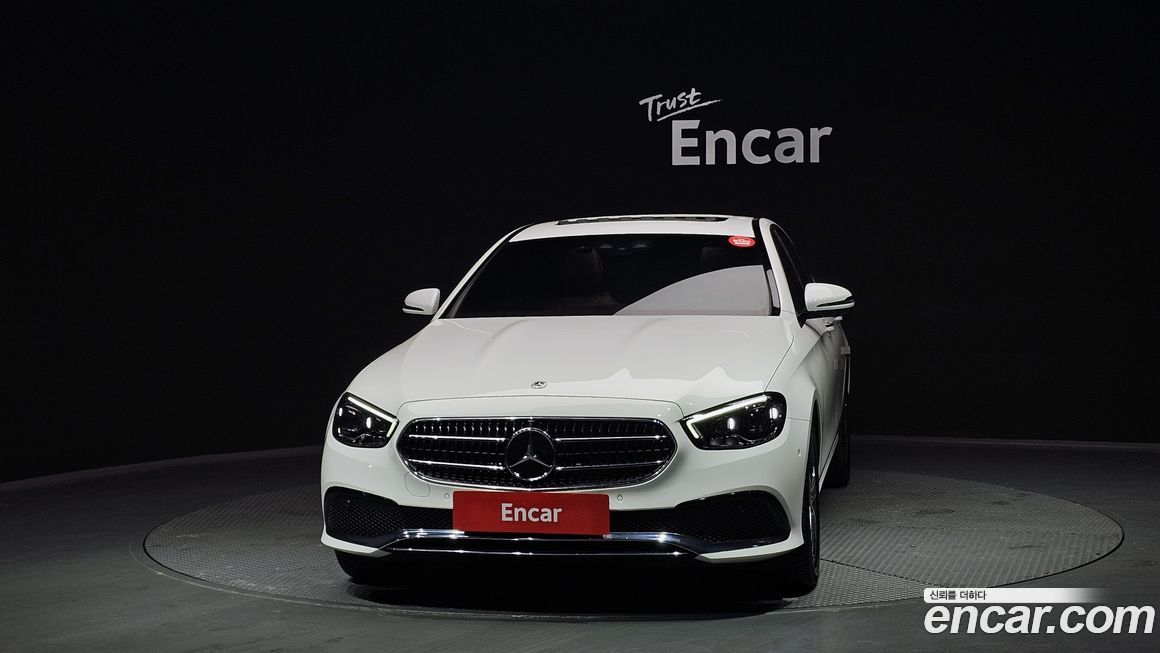 Mercedes-Benz E-Class E350 4MATIC Avantgarde, 2022