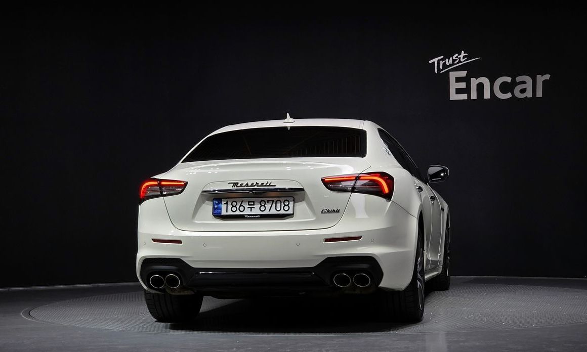 Maserati Ghibli 2.0 Gransport, 2021
