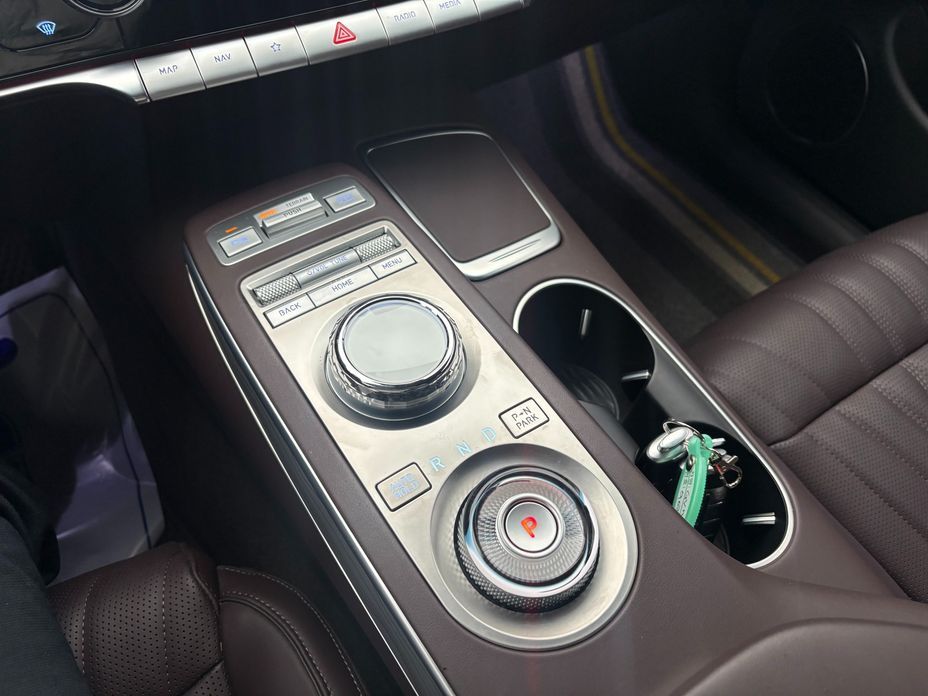 Genesis GV70 2.5T Gasoline AWD, 2024