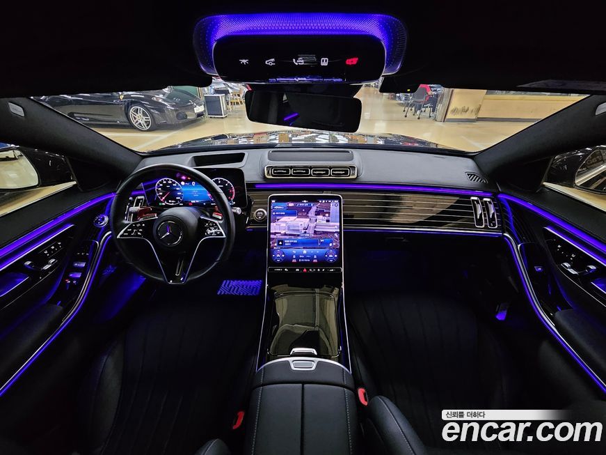 Mercedes-Benz S-Class S350 d 4MATIC, 2025