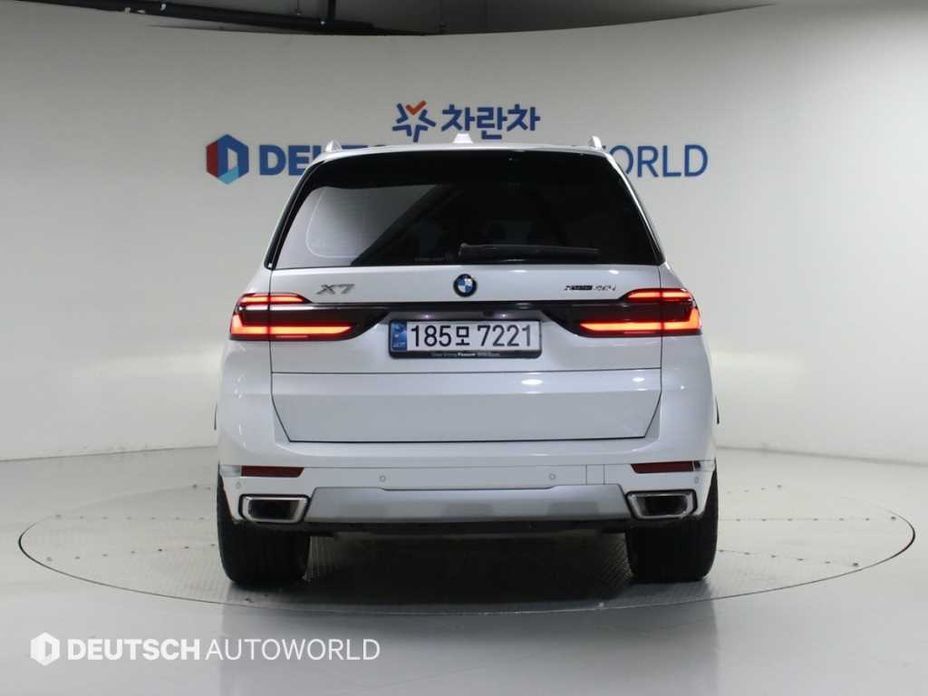 BMW X7 xDrive 40i Design Pure Excellence 7-Seater, 2024