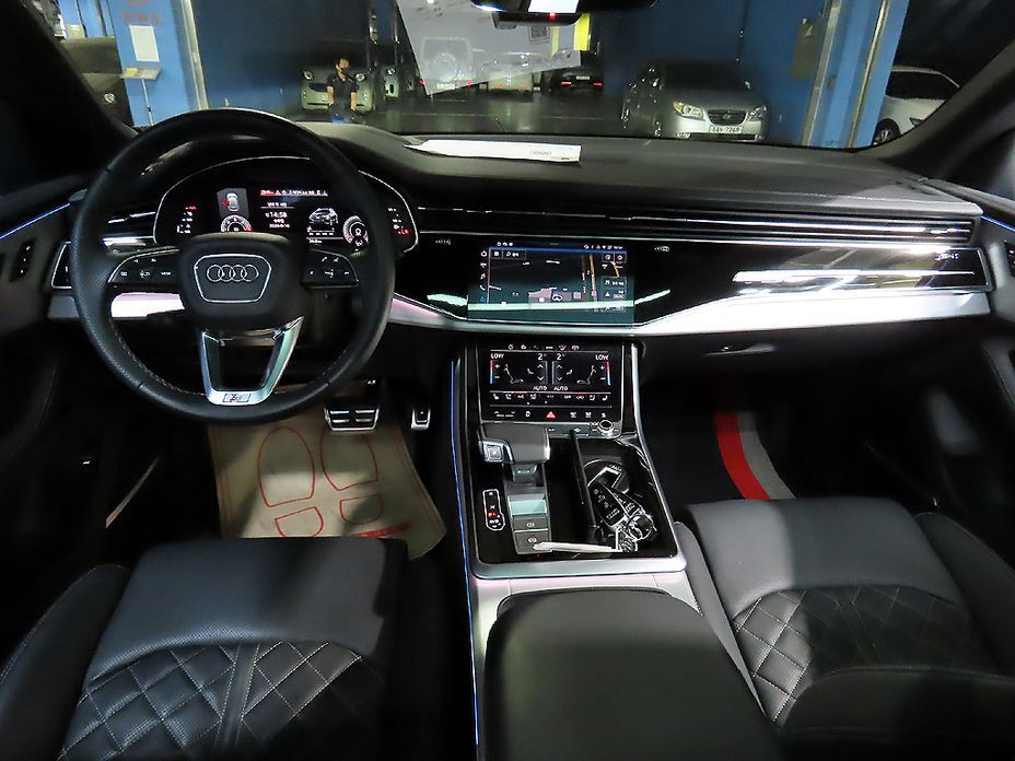 Audi Q8 50 TDI Quattro Premium, 2025