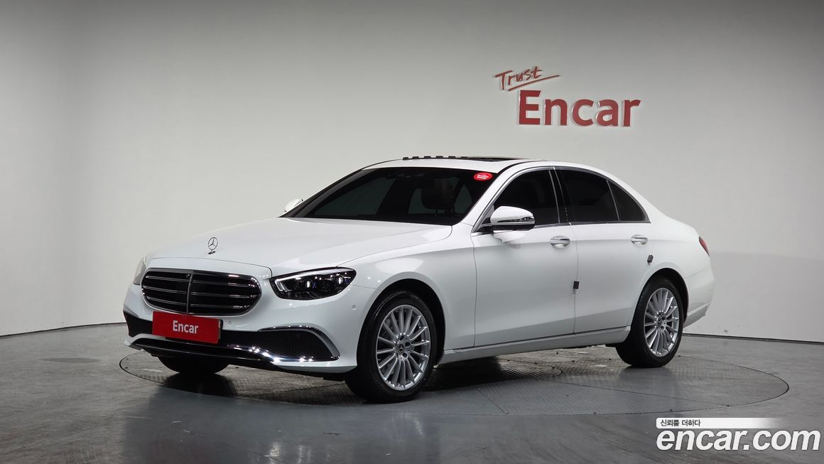 Mercedes-Benz E-Class E220d 4MATIC Exclusive, 2022