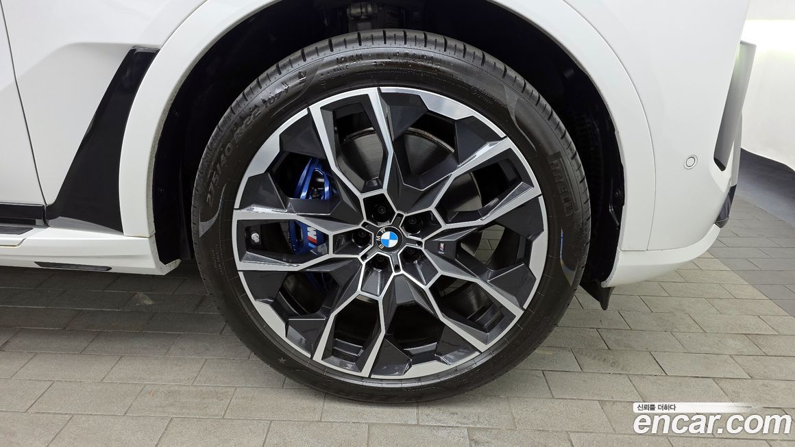 BMW X7 xDrive 40i M Sport 7STR, 2025