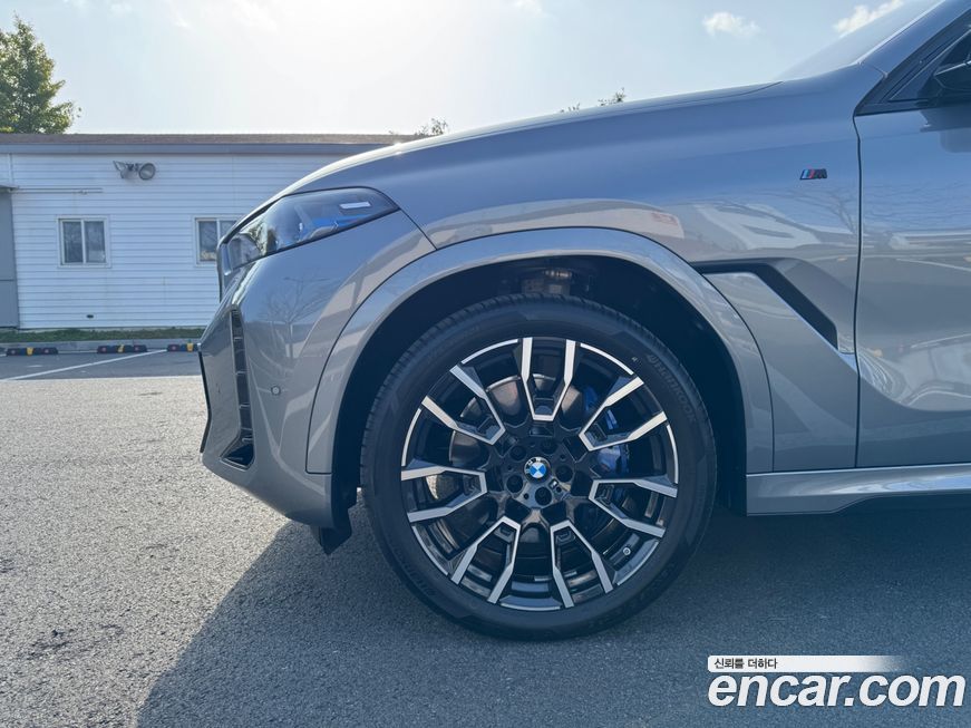 BMW X6 xDrive40i M Sport, 2025