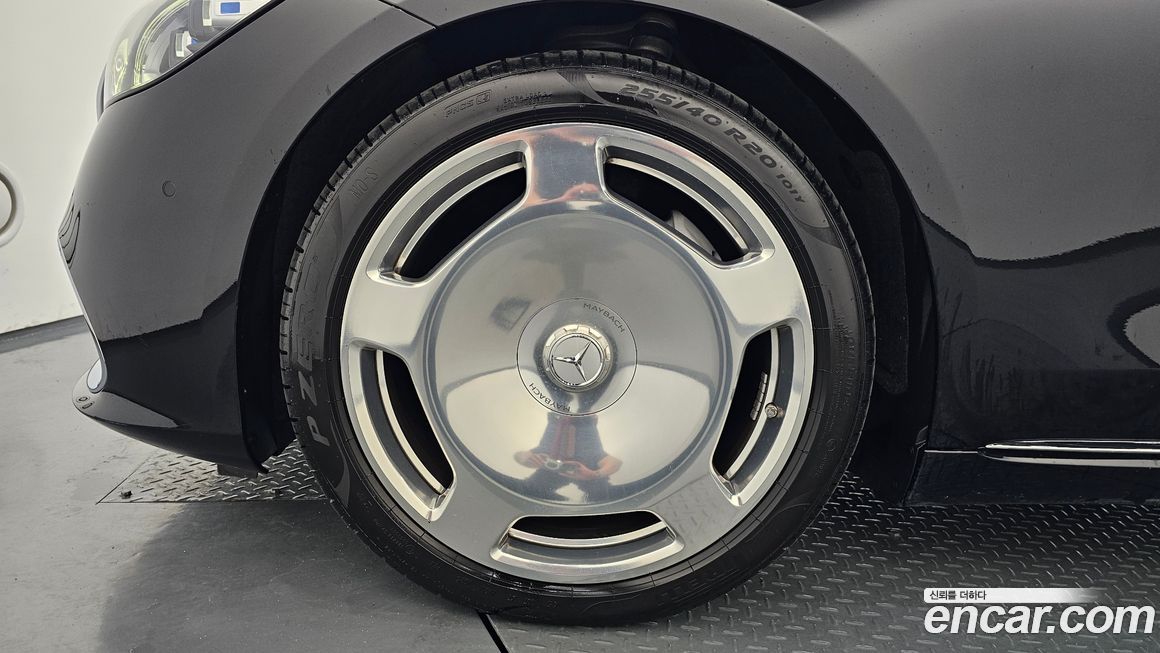 Mercedes-Benz S-Class Maybach S580 4MATIC, 2023