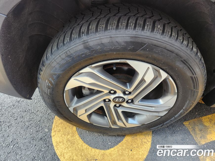 Hyundai Santafe Diesel 2.2 4WD, 2023
