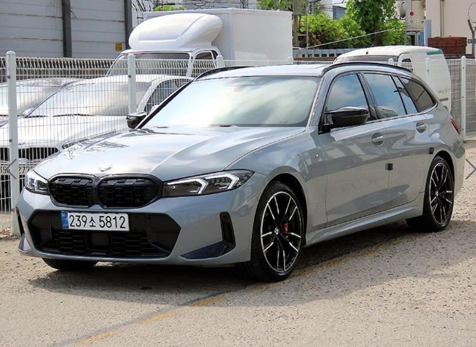 BMW 3-Series M340i xDrive Touring Pro, 2024