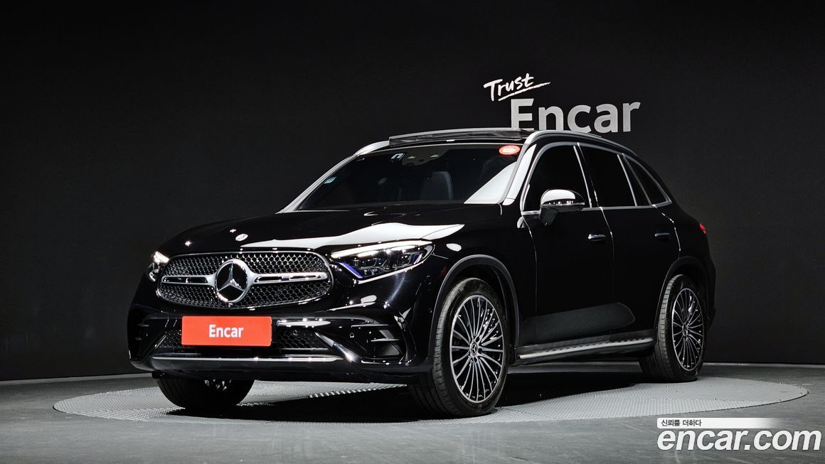 Mercedes-Benz GLC-Class GLC300 4MATIC AMG Line, 2023