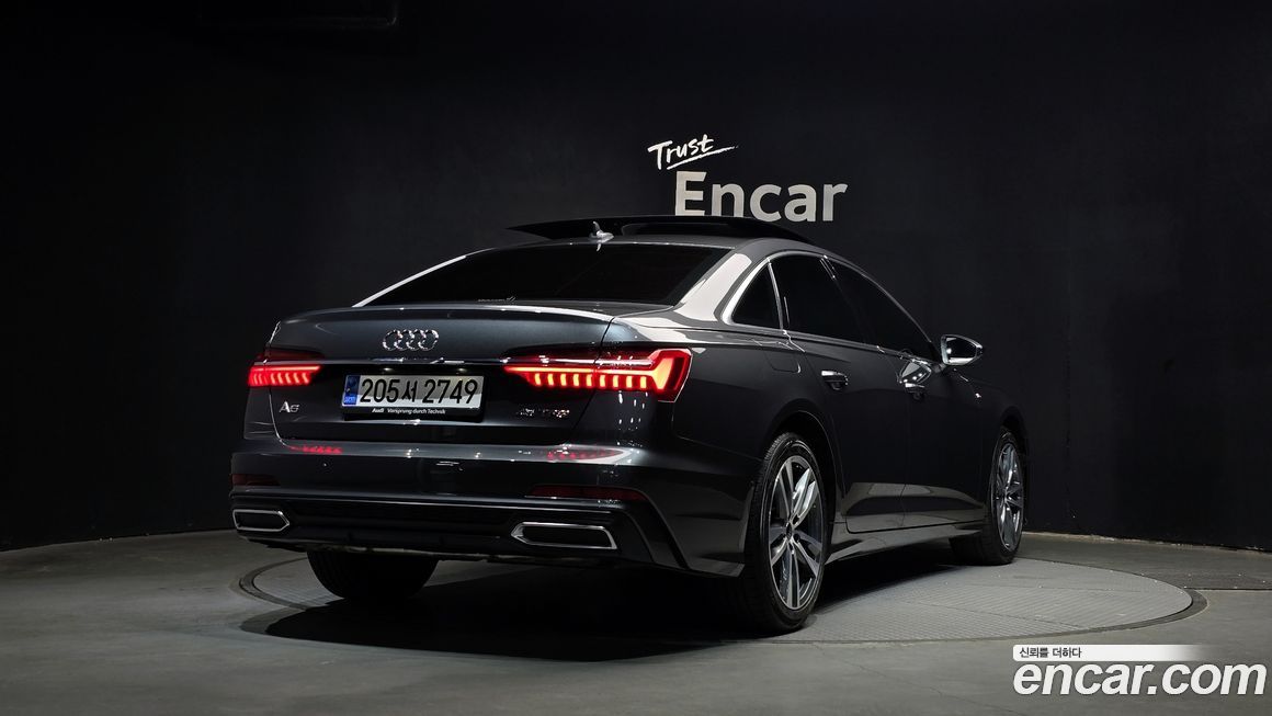 Audi A6 45 TFSI Premium, 2023