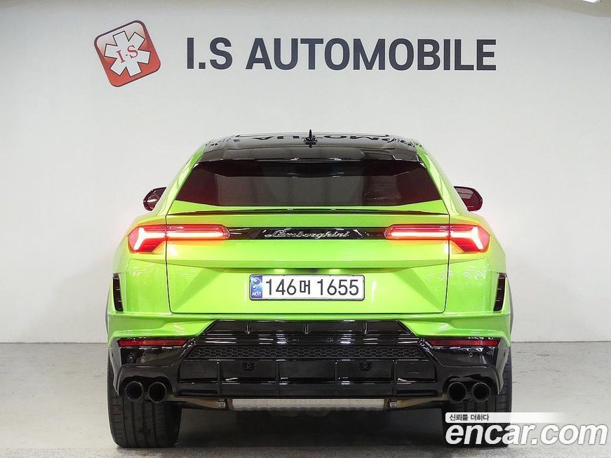 Lamborghini Urus 4.0 V8 S, 2024