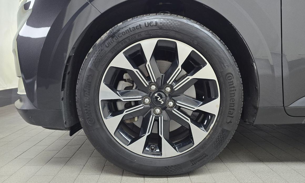 Kia Carnival 7-Seater Signature, 2022