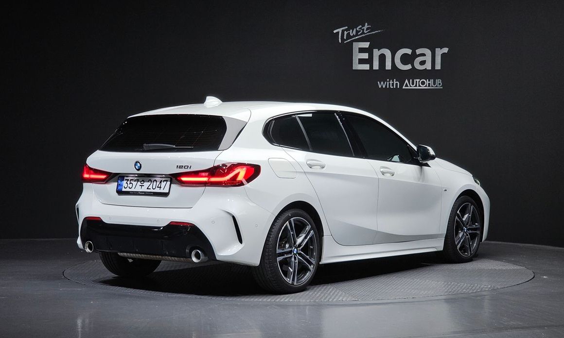 BMW 1-Series 120i M Sports, 2024