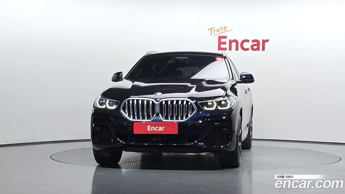 BMW X6 xDrive40i M Sport, 2022