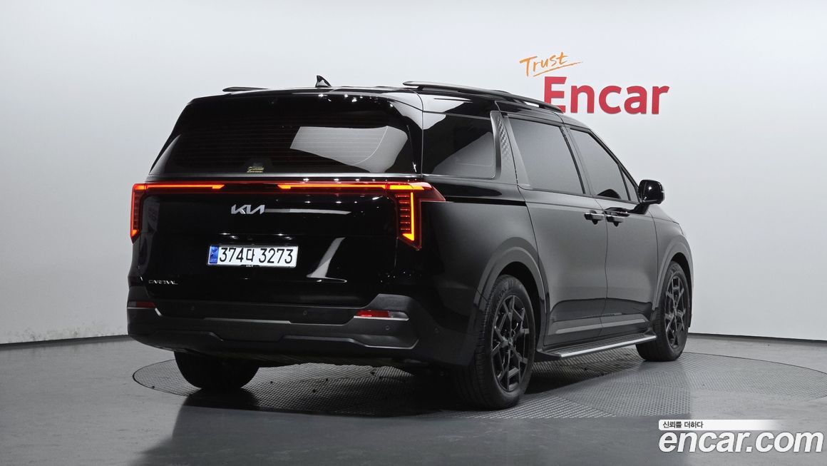 Kia Carnival 9-Seater Gravity, 2025